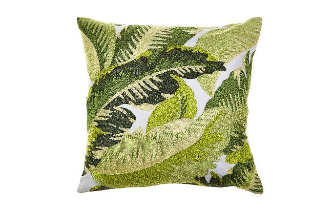 A capa de almofada Tropical, à venda na Trousseau, é perfeita para dar toque praiano ao seu sofá. Preço: R$ 360