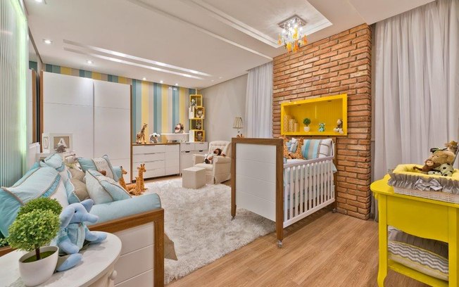 A design de interiores Monica Becker projetou este quarto de menino de estilo contemporâneo para a mostra curitibana Sonhos de Ninar 