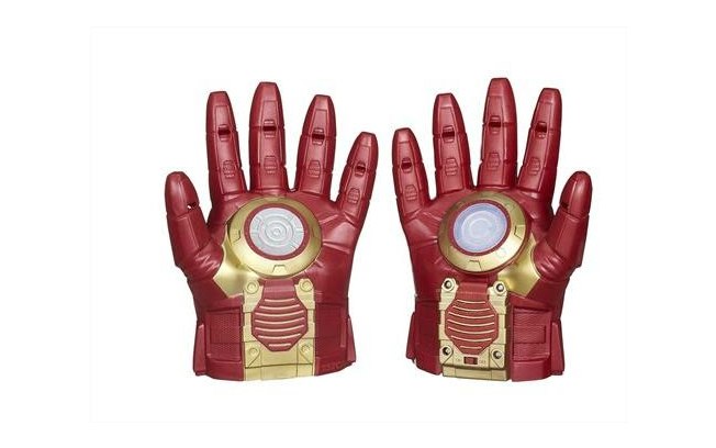 Uma luva diferente como fantasia: a luva eletrônica do Iron Man. De Fantasia Store. (R$199)